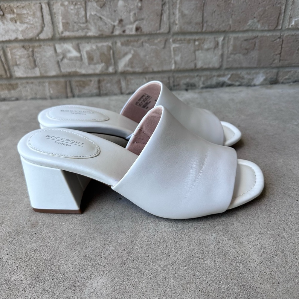 Rockport Gracyn Leather Sandals White Color Block Heel Size 8.5 🌸